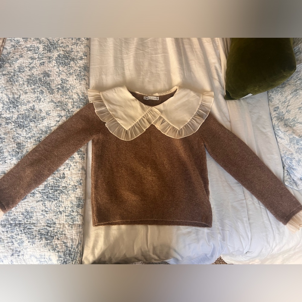 Zara collared sweater!